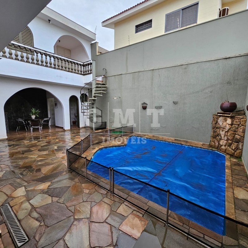 Sobrado para alugar com 3 quartos, 271m² - Foto 15