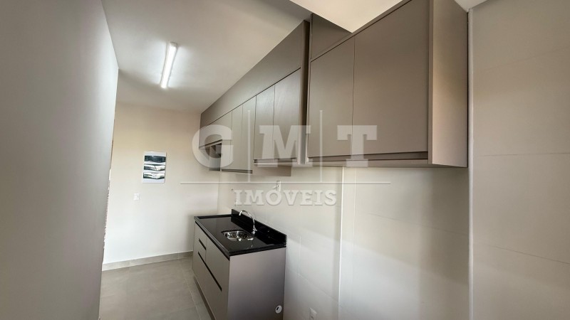 Apartamento à venda e aluguel com 2 quartos, 77m² - Foto 3