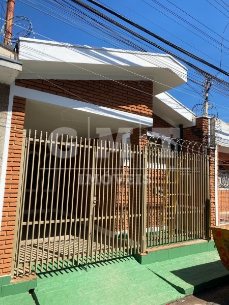 Sobrado à venda com 3 quartos, 77m² - Foto 1